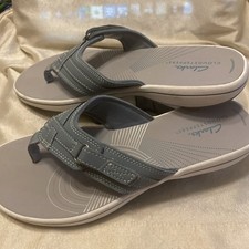 New Clarks Cloudsteppers Women's Adjustable Gray/Blue Thong Sandals Size 8M