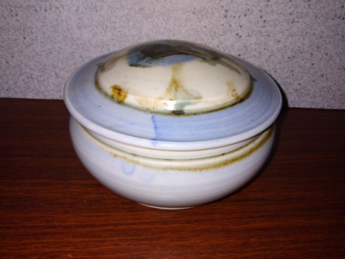 Signed Studio Art Hand Thrown Pottery Lidded Bowl Blue Brown Glaze Swirls 3.5"T - Picture 3 of 12