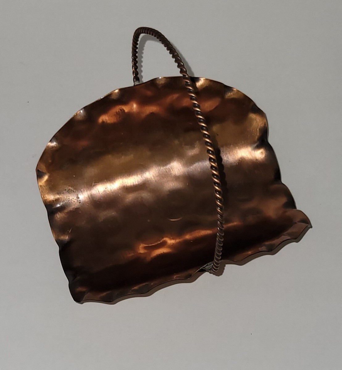 Vintage GREGORIAN COPPER Small Footed Basket With Handle 5 x 5