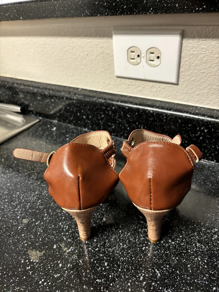 Sandalias Mujer Gatito Color Sólido Peep Toe Talla 6.5 Foto 3 de 4