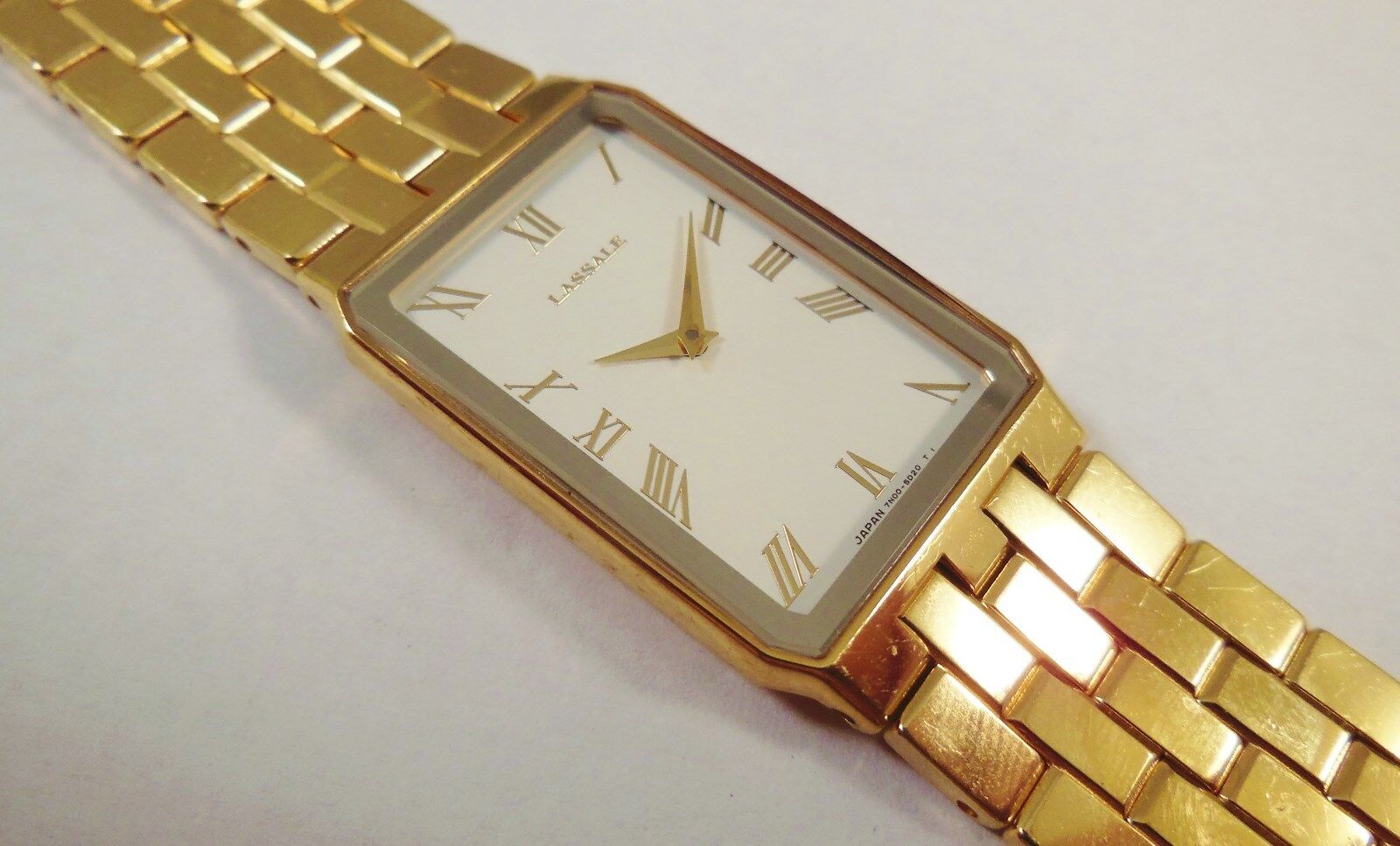 Lassale by Seiko Gold Tone Stainless Steel 7N00-5D20 Sample Watch NON-WORKING 