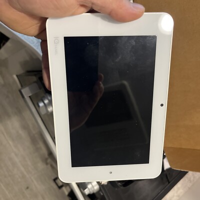 Open Box QOLSYS QS9201-4208-840 IQPANEL2+ IQ PANEL 2 PLUS TOUCHSCREEN Never Used