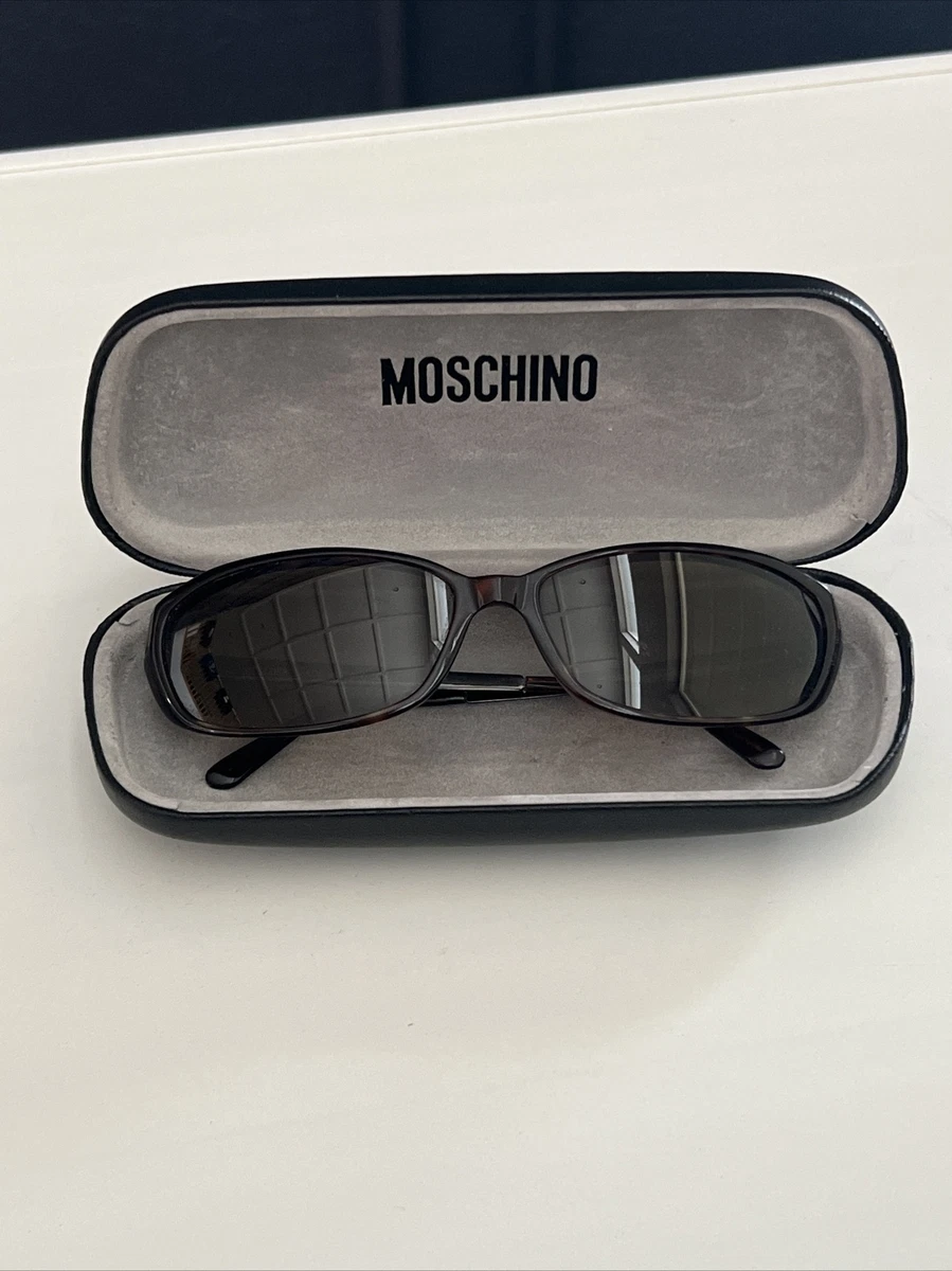 Moschino sunglasses best sale case