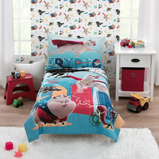 Warner Bros. DC Super Pets 4-Piece Toddler Bedding Set, Toddler Bed