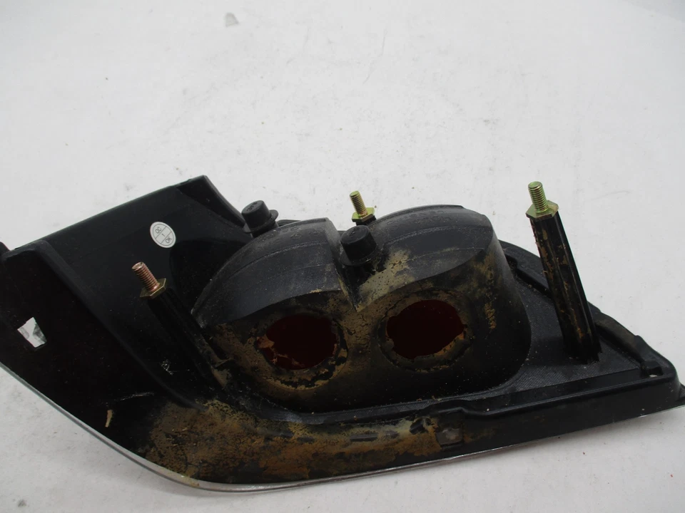 Piezas de bicicleta grandes Honda Goldwing GL1800 maletero derecho luz freno carcasa 952-776 Foto 4 de 4