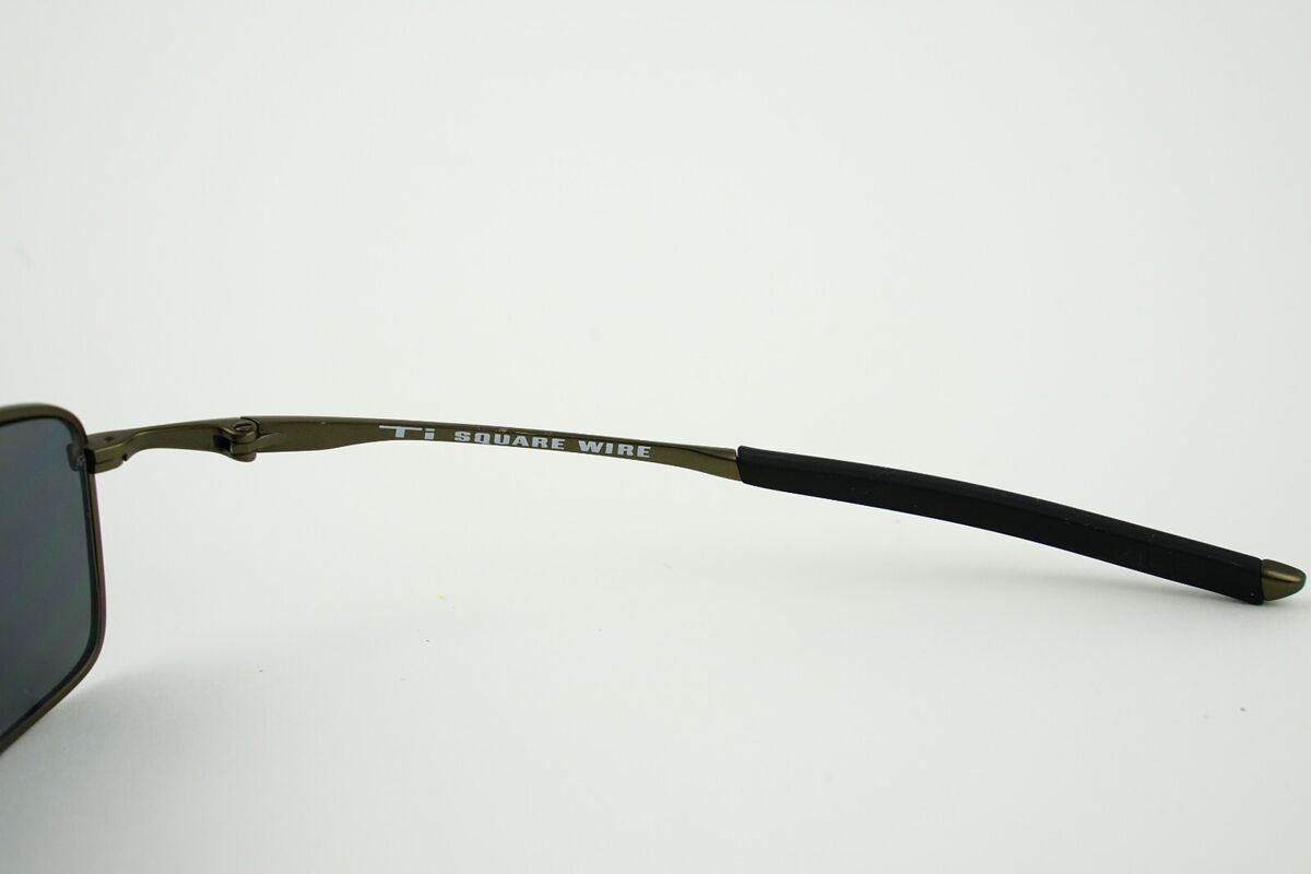 OO6016-02 Oakley Ti Square Wire Titanium Pewter / Black OO6016-02 Oakley Ti Square Wire Titanium Pewter / Black