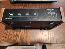 Niles Audio HDS-5W High Definition Speaker Selection System Working