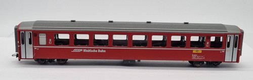 Bemo 32243126 | RhB B 2411 coche medio para tren pendular escala H0m | Condition: Neuf