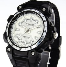Q&Q by Citizen Herrenuhr DG18J003Y Leuchtzeig...