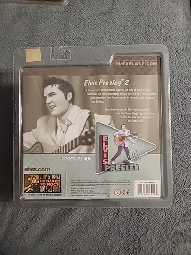 2004 McFarland: 1956 Elvis The Year In Gold, Elvis Presley 2, Las Vegas Elvis 3 - Picture 5 of 9