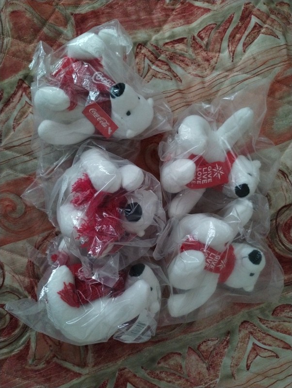 FIVE (5) NEW Coca Cola Coke Mini Plush Polar Bear Holiday Red Scarf 4” Stuffed