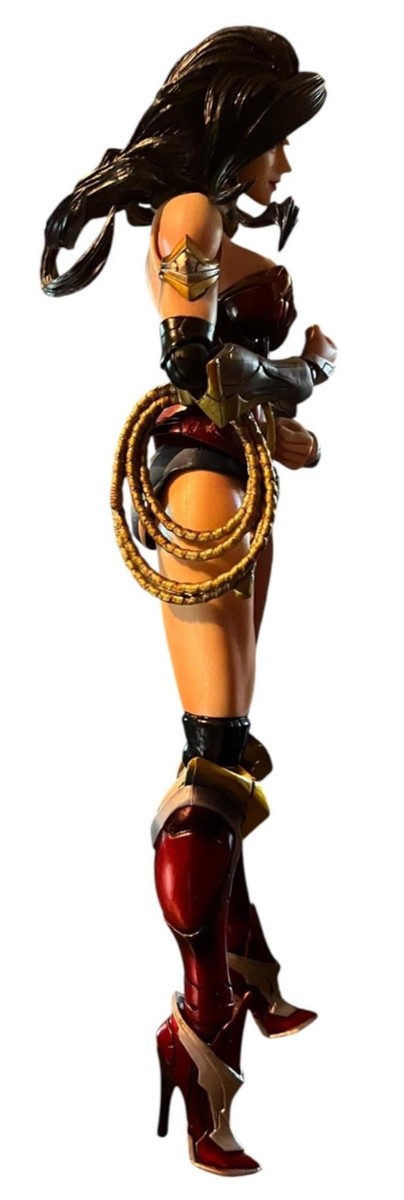 Square Enix DC Comics Variant Play Arts Kai Wonder Woman Action