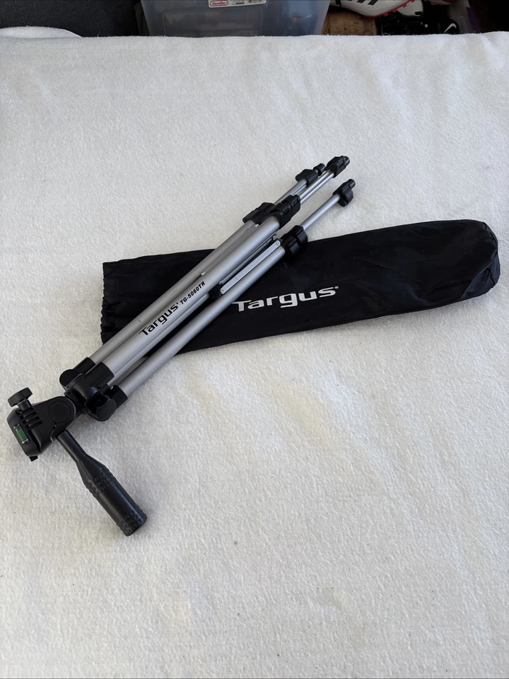 Targus TG-5060TR Camera Tripod W/ Level & Carring Bag - Image 3 of 4