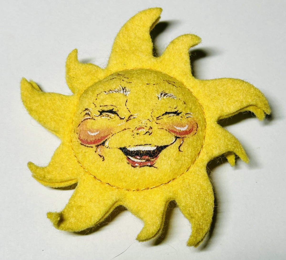 Vintage 1981 ANNALEE DOLL 3.5” Hand-Painted Sun Ornament Turned