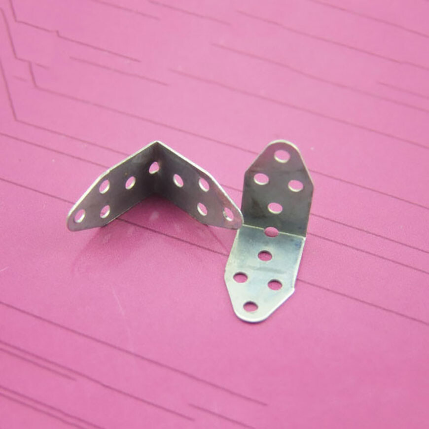 Corner Braces Brackets 17.5*10*17.5mm Right Angle L shape Iron Brace