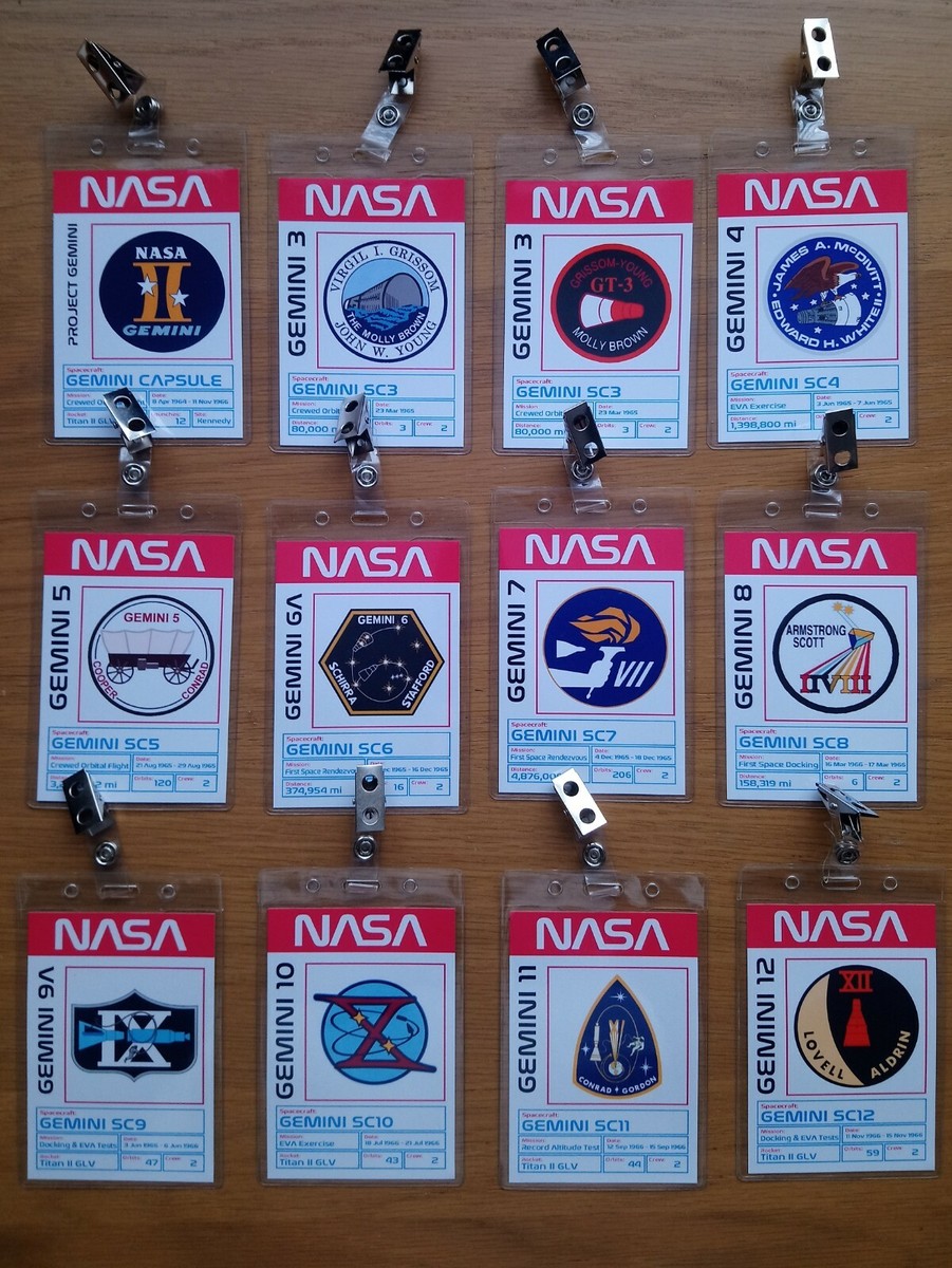 nasa gemini program - clip-on id photo pass badge set prop collection