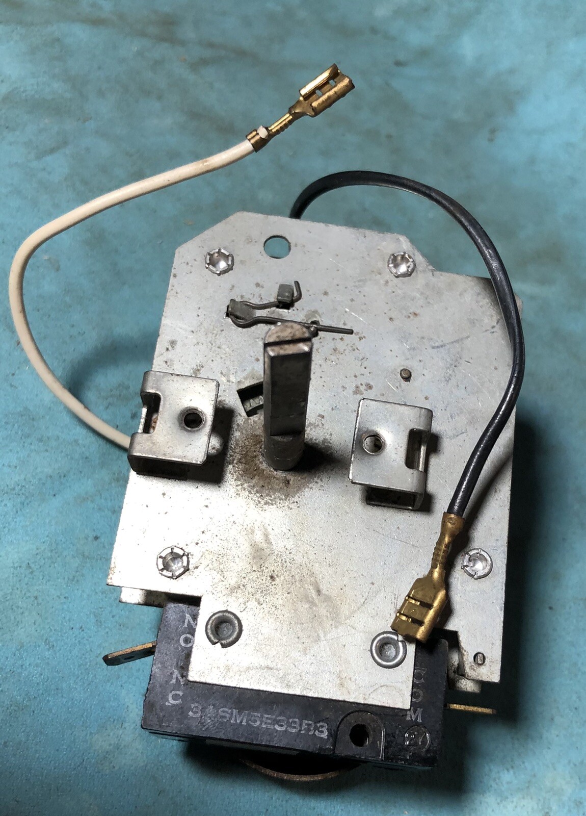 Vintage General Electric Clock Motor 3AAM1A5A1 with Switch and Bell