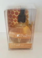 CUCCIO Revitalizing Cuticle Oil MILK AND HONEY 2.5 oz / 75 ml NEW