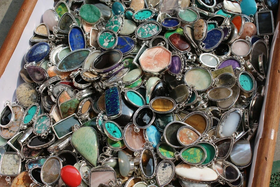 Дизайнерский кулон ручной работы с покрытием из стерлингового серебра 925 пробы с солнечным камнем и смесью - Изображение 4 из 4