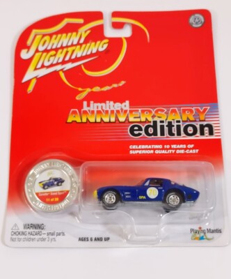 JOHNNY LIGHTNING LIMITED ANNIVERSARY EDITION CORVETTE GRAND PLAYING MANTIS 2004