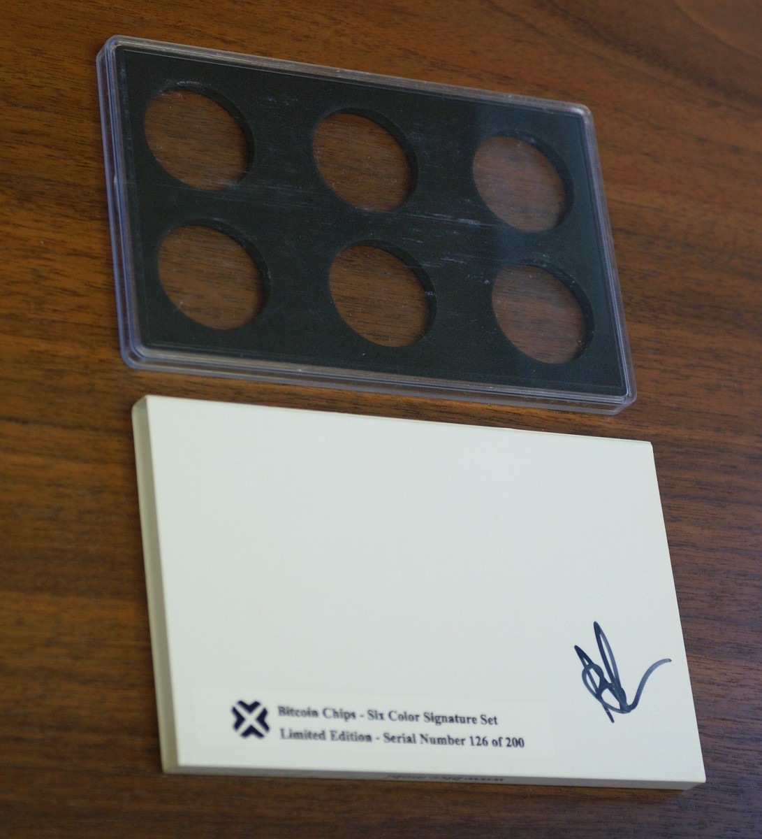 BTCC Limited Edition 126/200 Signed Bitcoin 6 Poker Chip Set CASE & SLEEVE  ONLY | eBay