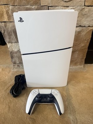 Sony PlayStation 5 PS5 Slim Digital Edition 1TB Console CFI-2015 & controller