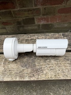 Cámara de red IR Hikvision DS 2CD2632F I