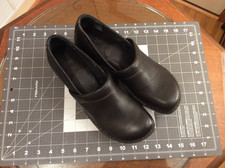 Born Handcrafted Brown Leather Clog Shoes Women's 10 Slip on Mule Casual Comfort