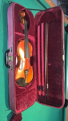 Suzuki Violin 4/4  Beginner Size