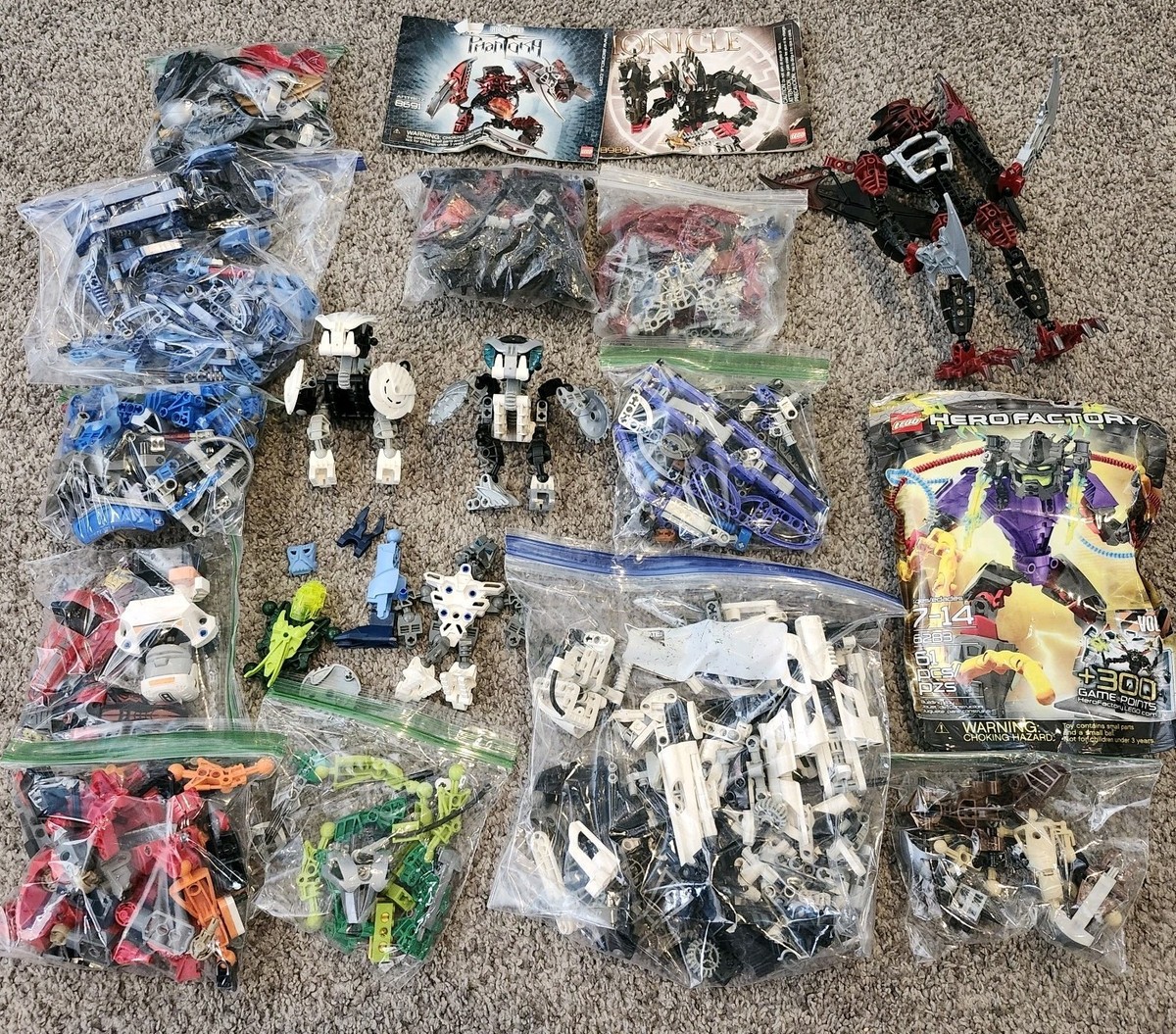 青白ウィリディ　パーツ Lego Bionicle Lot of Parts & Pieces Sets (about 4 Pounds) Rare