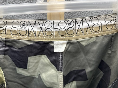 Volcom Boardshorts Mens 36 Green Camo ModTech Drawstring Side Pocket Camouflage - Picture 13 of 16
