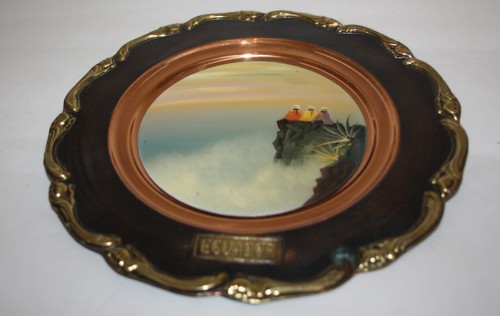 Placa de pared pintada a mano de cobre y latón Ecuador 9,5" personas en acantilado - Imagen 9 de 9