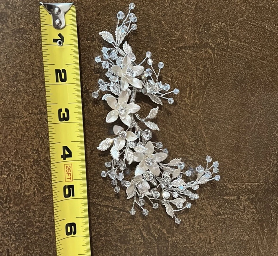 Crystal Floral Wedding Hairpiece - Image 4 of 4