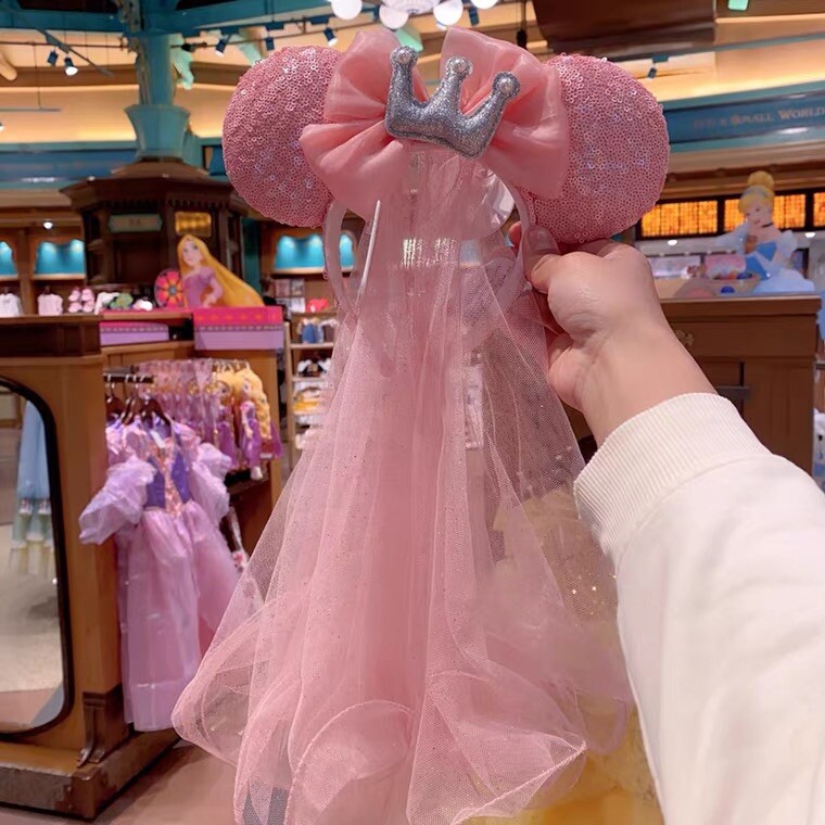 Disney 2023 authentic aurora sleeping beauty minnie mouse  display picture 2