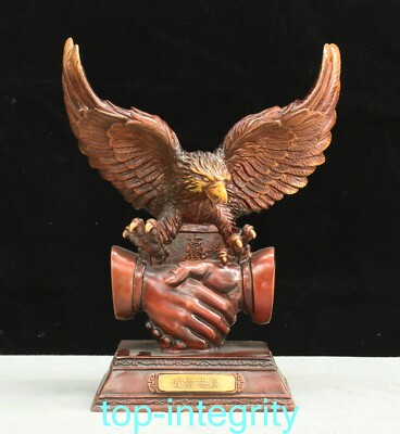 Ancienne outlet statue en bronze doré 14,5 pouces oiseau mouche aigle faucon animal tenir la main succès