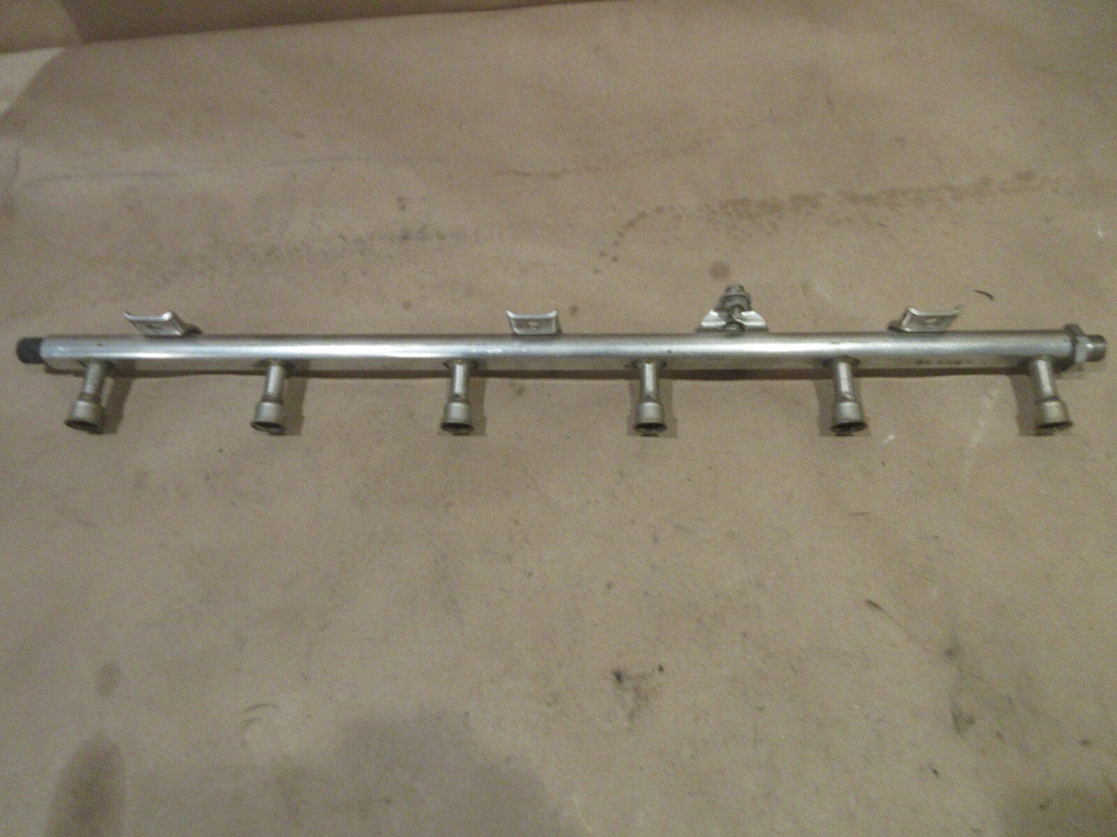 Ferrari 550 - RH Fuel Tube / # 172485
