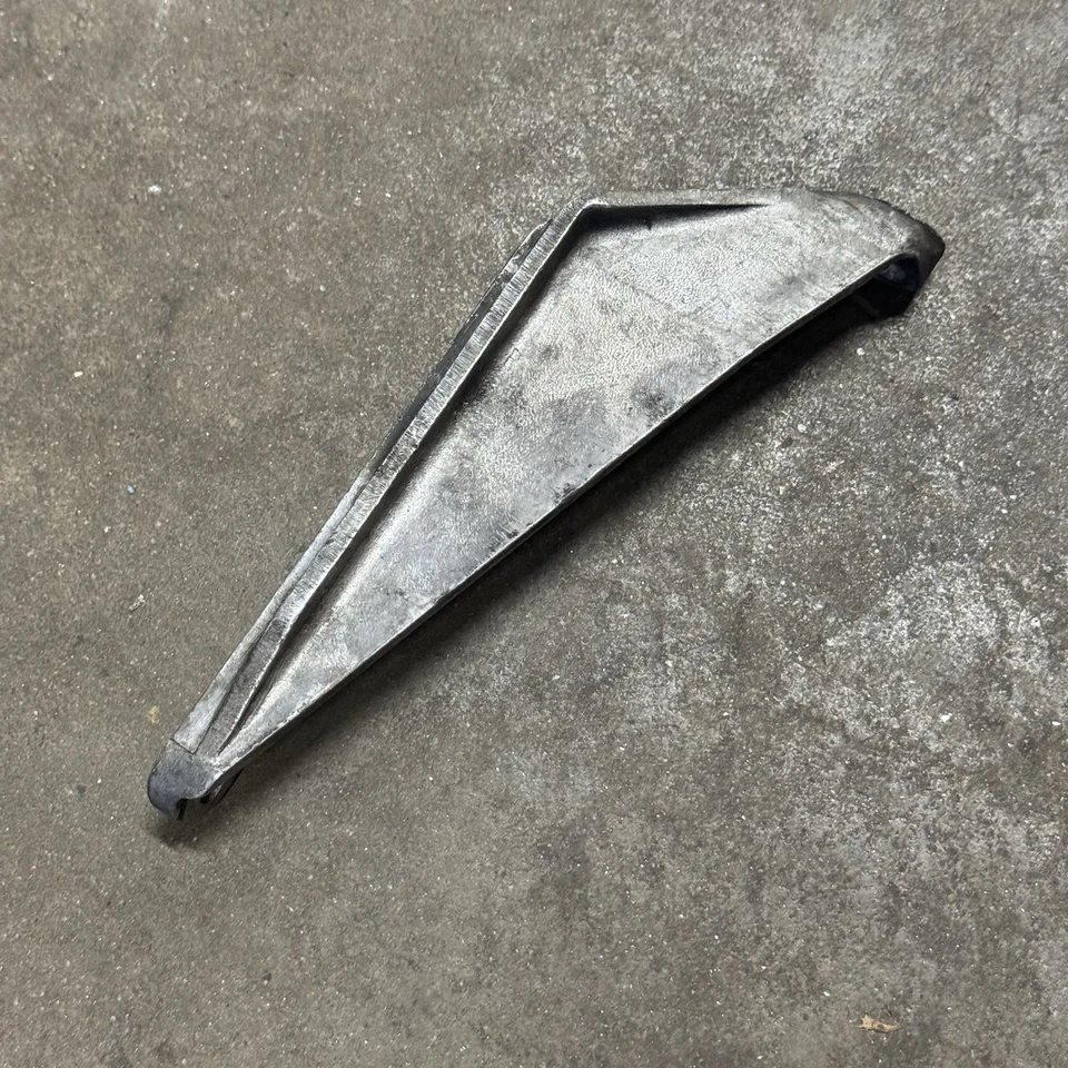 Soporte de ángulo de montaje de aire acondicionado Porsche 911 930 1984-1989 soporte de aire acondicionado Foto 2 de 3