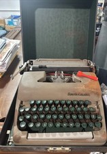 1950s Smith-Corona Clipper Typewriter 5C Series Portable & Case Vintage thumbnail
