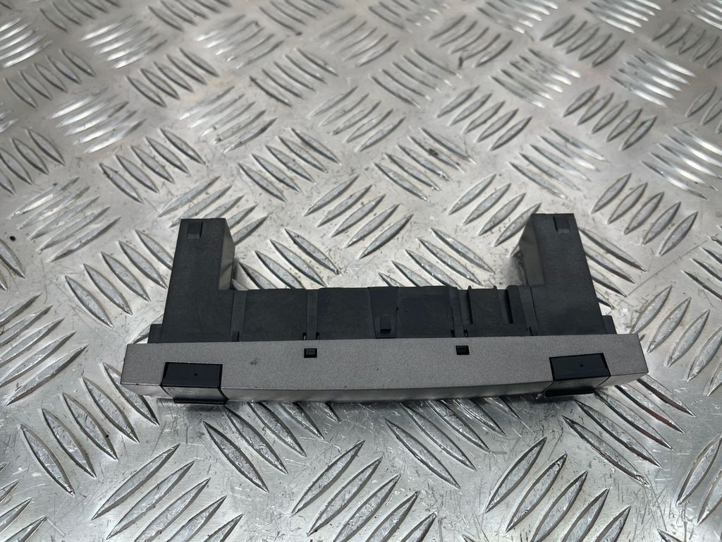 Picture 3 of 11