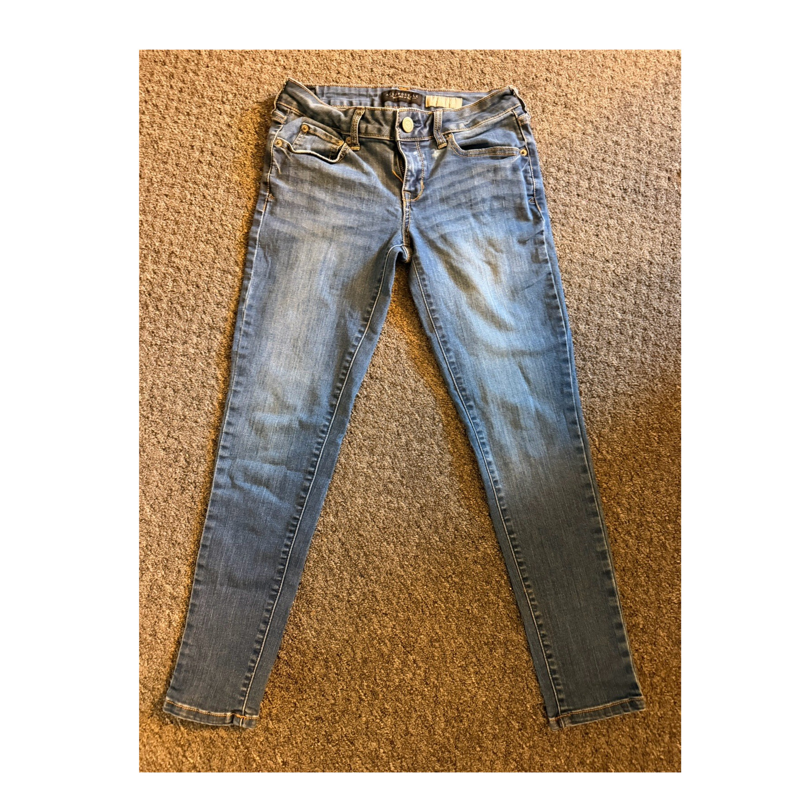 Aéropostale Women's Medium Wash Blue Mid-Rise Slim Stretch Jeans 2 Short