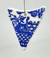 Tumbled Sea Glass Pottery Drilled Pendant Blue Willow Japanese Geisha lot1806