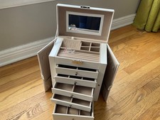 SONGMICS 6-Tier Jewellery Box with Mirror Lock, Cloud White RRP 52