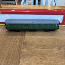 HORNBY 4009c S R malachite composite coach boxed