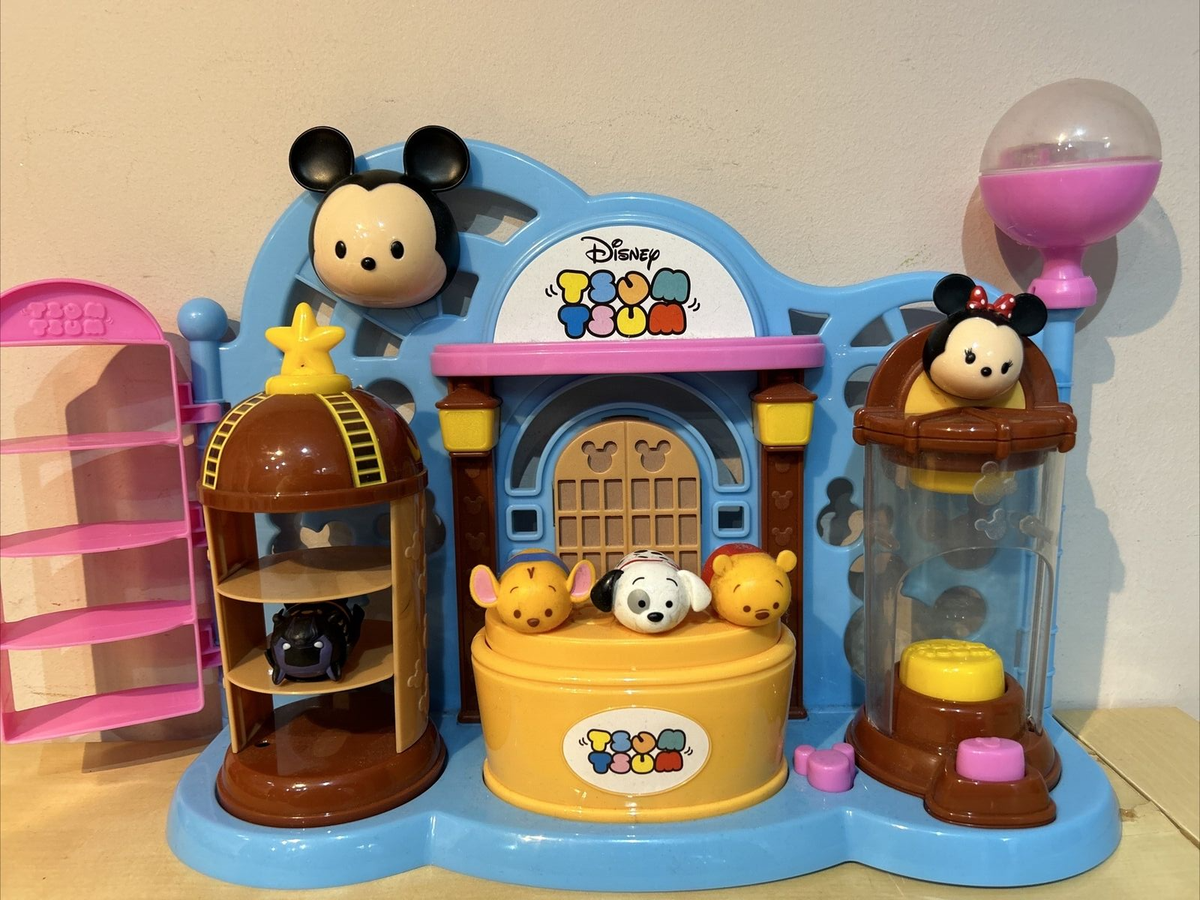 Disney Tsum Tsum Toy Shop Playset with characters UK
