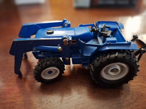 Ertl blau Ford Traktor 8630 Schaufel fehlt