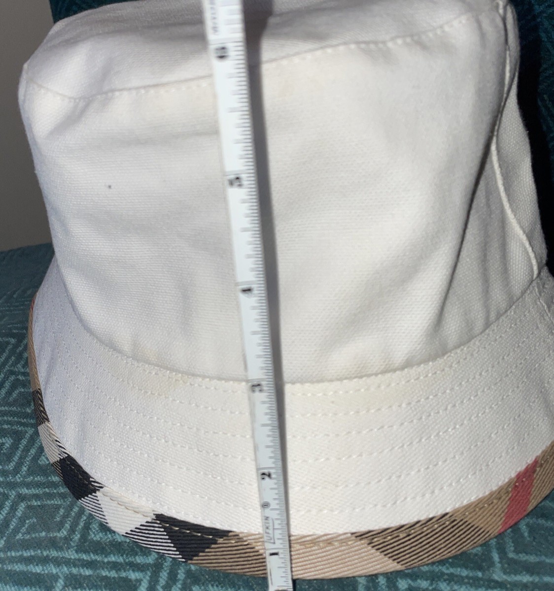 BURBERRY London Kids White & Nova Check Trim Bucket Hat SZ M BURBERRY London Kids White & Nova Check Trim Bucket Hat SZ M