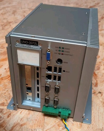 ADVANTECH industrie PC Power on tested, Gebraucht, UNO-3072L-C22E