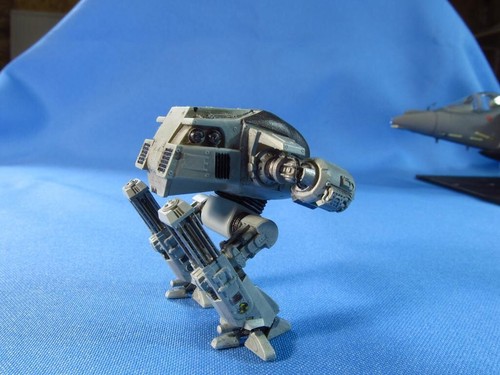 Metallic Details MDR48150 Scale Modellbausatz 1:48 Kampfroboter D-209 (3D-gedruckt) - Bild 5 von 24