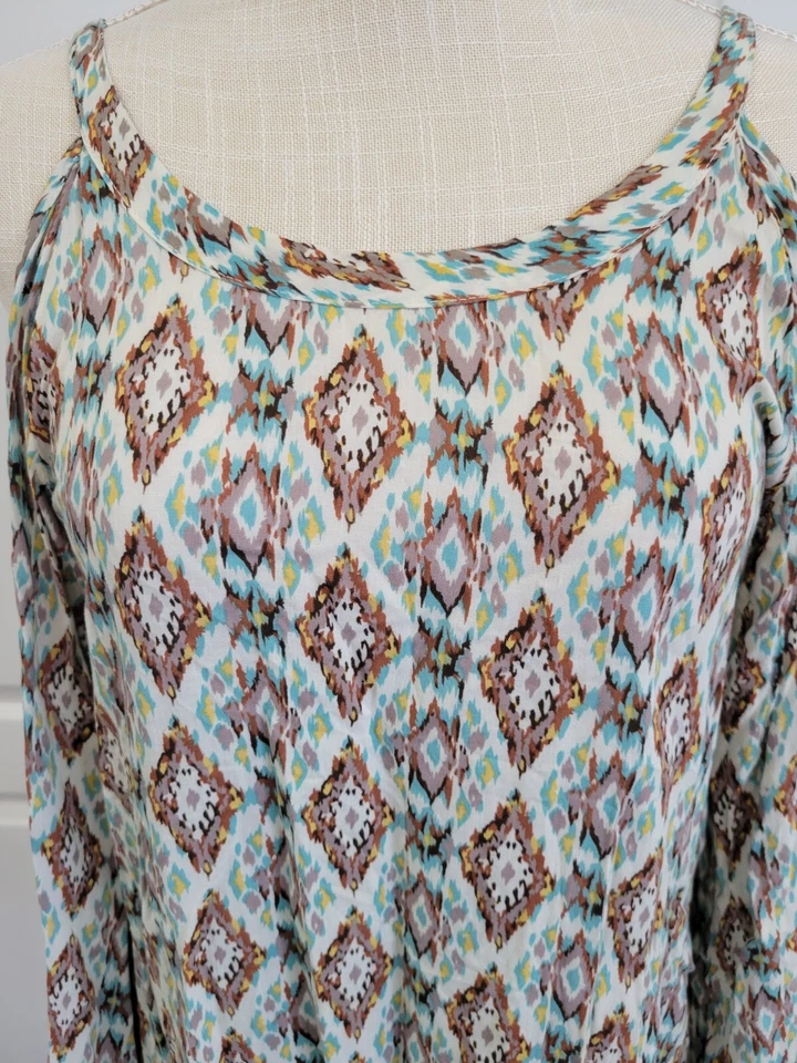 Top túnica Millau talla S manga larga campana blanco azul marrón estampado podría hombro Foto 3 de 4