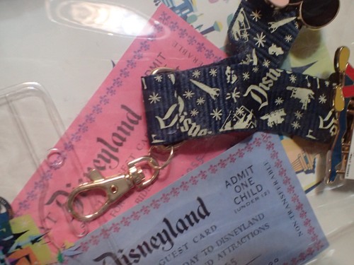 SET Disneyland 55° Anniversario Replica Press Kit Pin Set LE 1955 #52 IMPERDIBILE!! - Foto 10 di 15